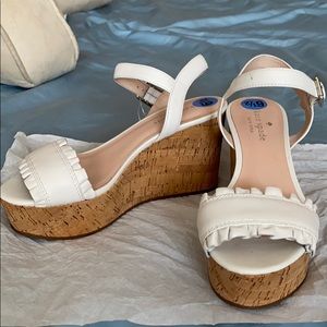 Kate Spade leather platform ruffle sandals, sz 6.5